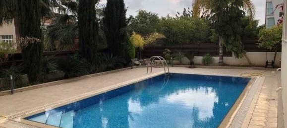 3 Schlafzimmer Haus in Agios Athanasios, Cyprus, Nr. 10654 4