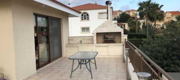 3 Schlafzimmer Haus in Agios Athanasios, Cyprus, Nr. 10654 3