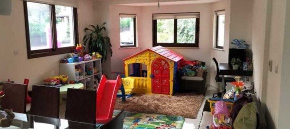 3 Schlafzimmer Haus in Agios Athanasios, Cyprus, Nr. 10654 2