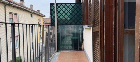 3 rooms Duplex in Como, Italy No. 35901 11