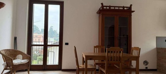 3 rooms Duplex in Como, Italy No. 35901 3