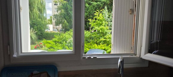 2 bedrooms Apartment in Athis-Mons, France No. 328457 7