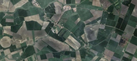 Casa de 7 divisões em Argenta, Italy N.º 309394 9