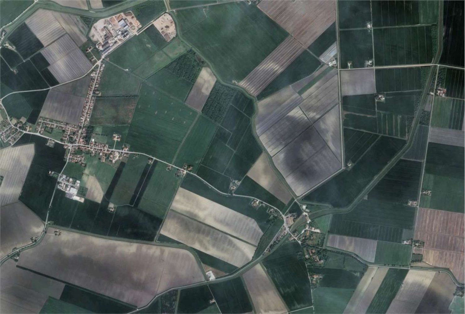 Casa de 7 divisões em Argenta, Italy N.º 309394