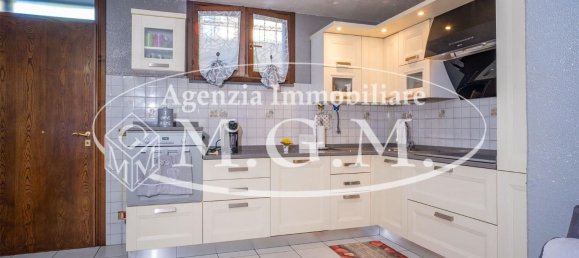 5غرفة منزل في Santa Maria a Monte, Italy رقم 169093 31