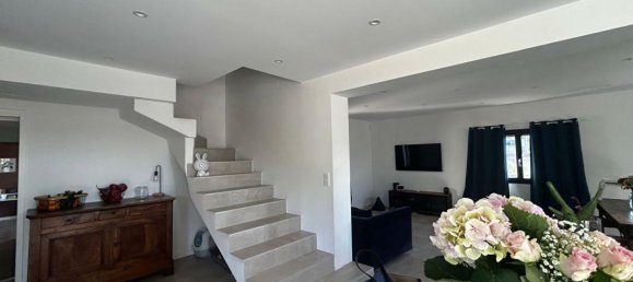 4 bedrooms House in Allauch, France No. 291159 6