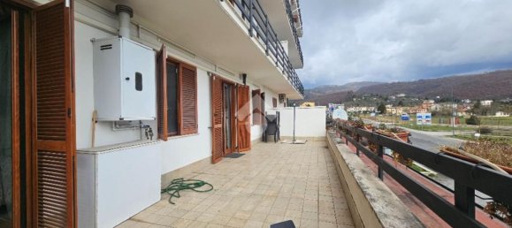 Квартира с 2 комнатами в Фьюджи, Италия № 198506 30