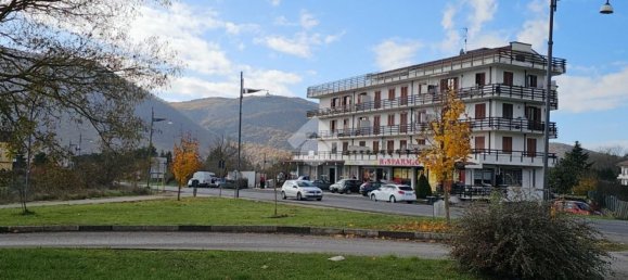 Квартира с 2 комнатами в Фьюджи, Италия № 198506 34