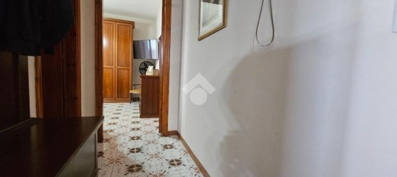 Квартира с 2 комнатами в Фьюджи, Италия № 198506 7