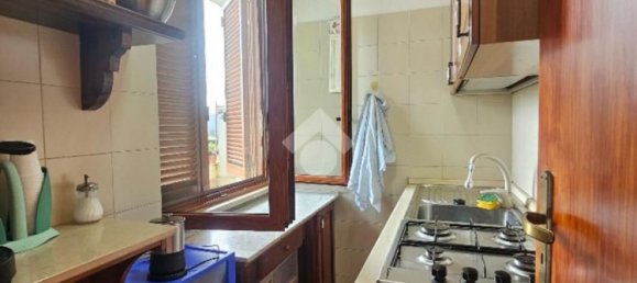 Квартира с 2 комнатами в Фьюджи, Италия № 198506 36