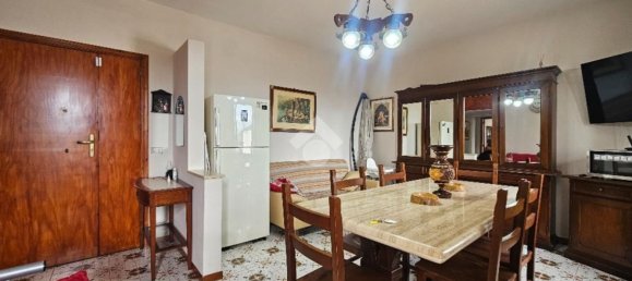 Квартира с 2 комнатами в Фьюджи, Италия № 198506 10