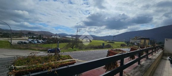 Квартира с 2 комнатами в Фьюджи, Италия № 198506 32