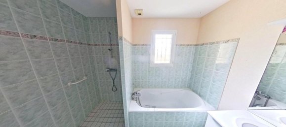 3 bedrooms House in Sable-sur-Sarthe, France No. 340462 5