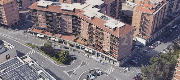 2 bedrooms Apartment in Rome, Italy No. 70044 31