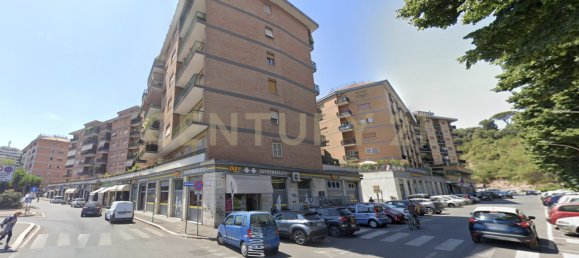 2 bedrooms Apartment in Rome, Italy No. 70044 26