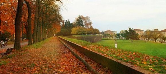 Edificio en Lucca, Italy 200 m² No. 371916 4