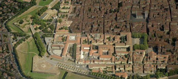 Edificio en Lucca, Italy 200 m² No. 371916 9