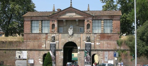 Edificio en Lucca, Italy 200 m² No. 371916 10