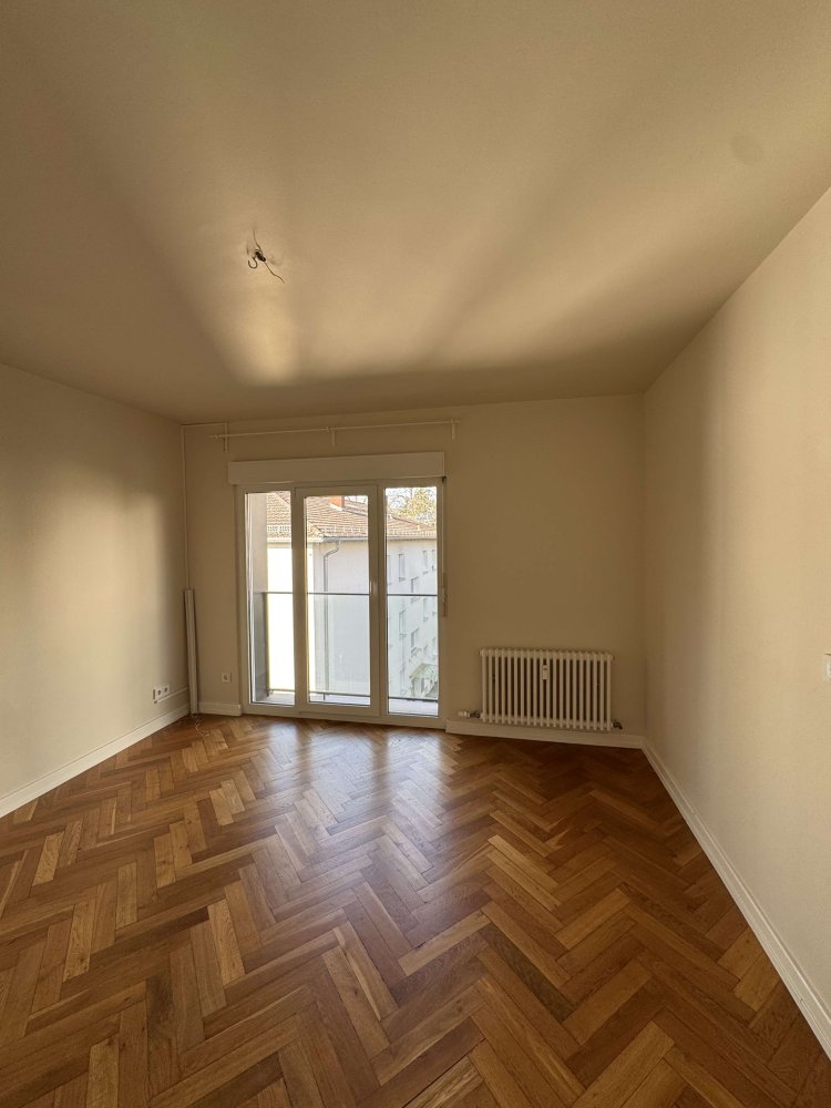 3 غرف نوم شقة في Wiesbaden, Germany رقم 42835