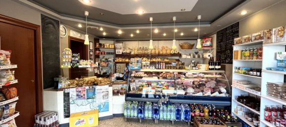 50m² Commercial property in Porto Viro, Italy No. 342946 15