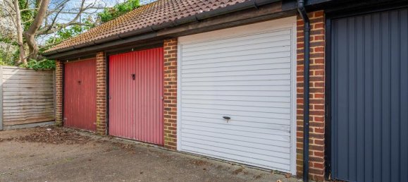 Квартира с 2 спальнями в Фелтем, Великобритания № 9818 9