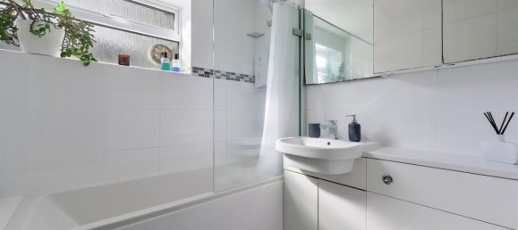 Квартира с 2 спальнями в Фелтем, Великобритания № 9818 13