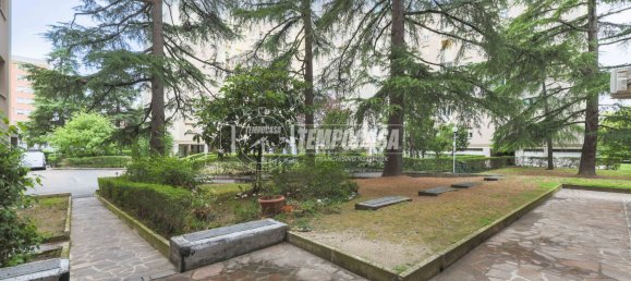 2 bedrooms Apartment in Bologna, Italy No. 378210 27