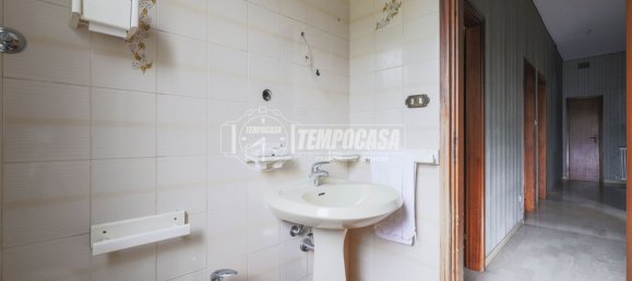 2 bedrooms Apartment in Bologna, Italy No. 378210 4