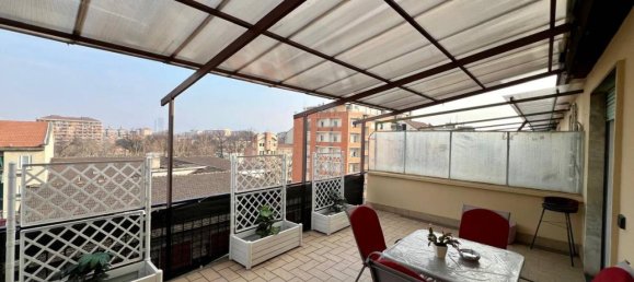 Пентхаус с 2 комнатами в Турин, Италия № 33500 10