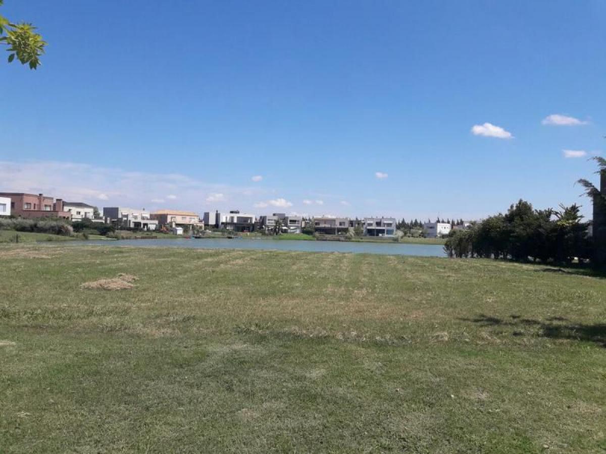  Land in Tigre, Argentina No. 49049