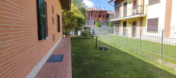 4 rooms Villa in Alessandria, Italy No. 306669 2