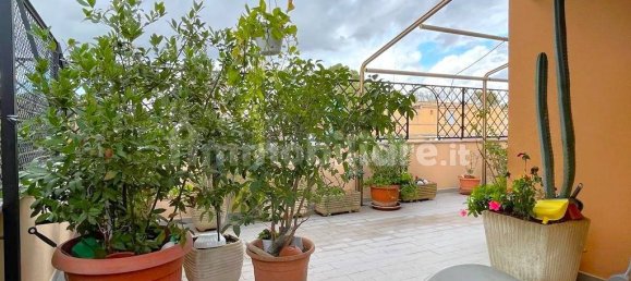 4 bedrooms Penthouse in Rome, Italy No. 352308 2