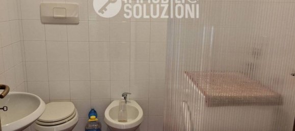 3 rooms Apartment in Bergamo, Italy No. 182937 8