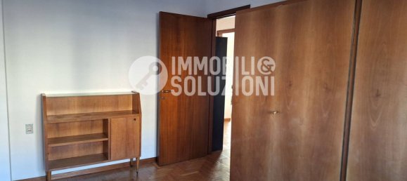 3 rooms Apartment in Bergamo, Italy No. 182937 14