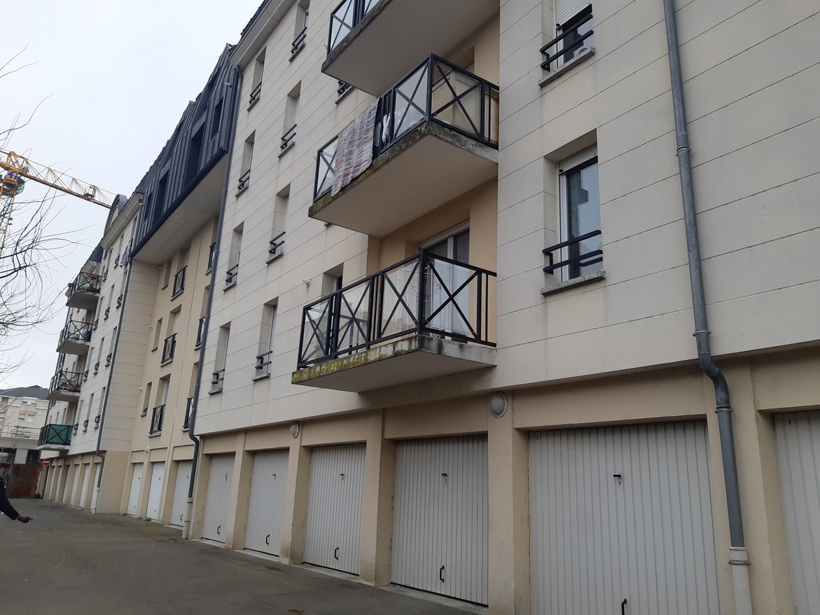 Apartamento de 3 dormitorios en Orleans, France No. 90646