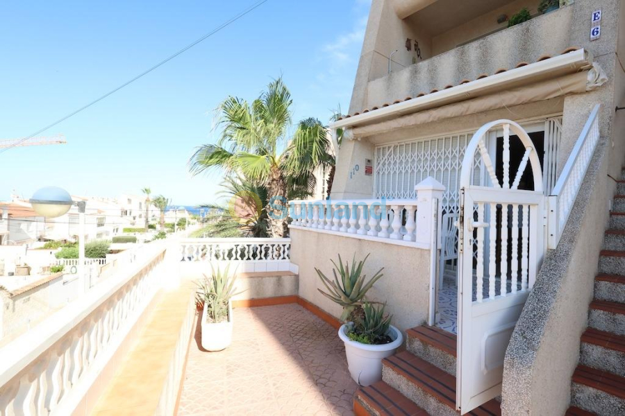 Apartamento T1 em Torrevieja, Spain N.º 267990
