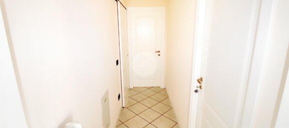 3 rooms Apartment in Brescello, Italy No. 14592 2