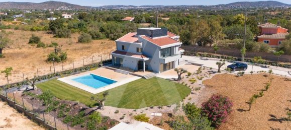 5 Schlafzimmer Haus in Quarteira, Portugal, Nr. 33060 2