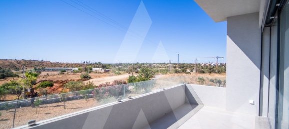 5 Schlafzimmer Haus in Quarteira, Portugal, Nr. 33060 15