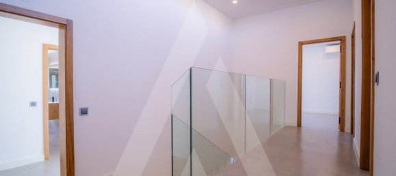 5 Schlafzimmer Haus in Quarteira, Portugal, Nr. 33060 21