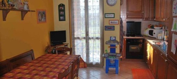 3-Zimmer Wohnung in Cirié, Italy, Nr. 252859 5