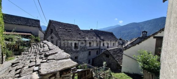 Casa de 4 dormitorios en Santa Maria Maggiore, Italy No. 352339 23
