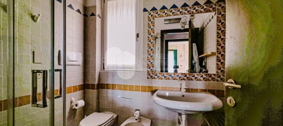 4 rooms House in Padenghe sul Garda, Italy No. 154328 5