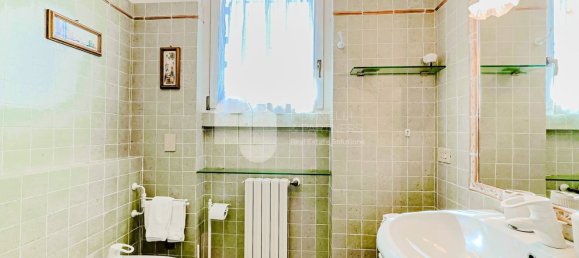 4 rooms House in Padenghe sul Garda, Italy No. 154328 3