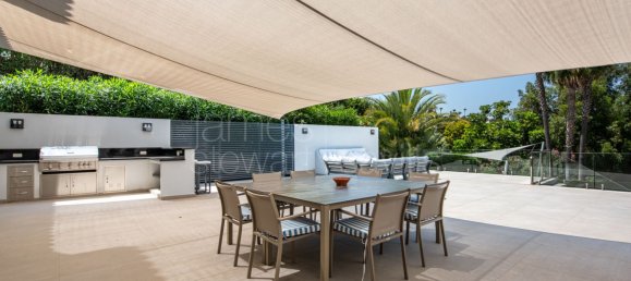 5 غرف نوم فيلا في Cadiz, Spain رقم 167950 4