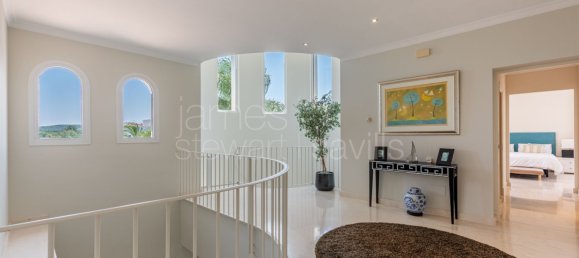 5 غرف نوم فيلا في Cadiz, Spain رقم 167950 14