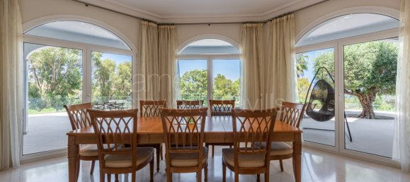 5 غرف نوم فيلا في Cadiz, Spain رقم 167950 12