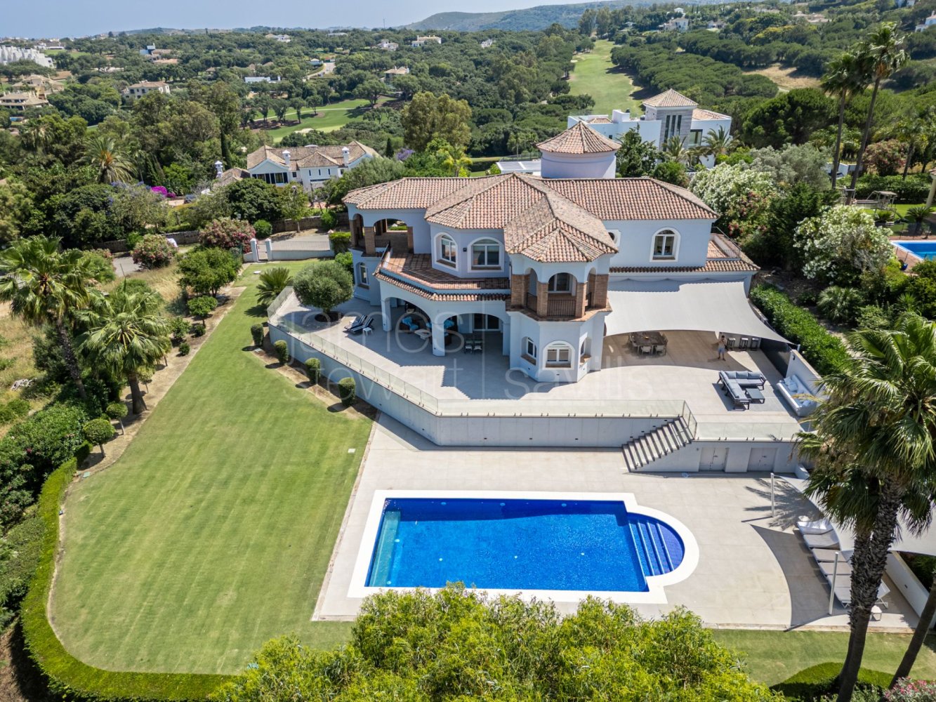 5 غرف نوم فيلا في Cadiz, Spain رقم 167950