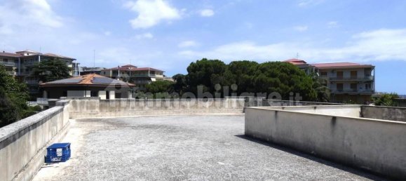 Apartamento de 4 dormitorios en San Gregorio di Catania, Italy No. 272539 33