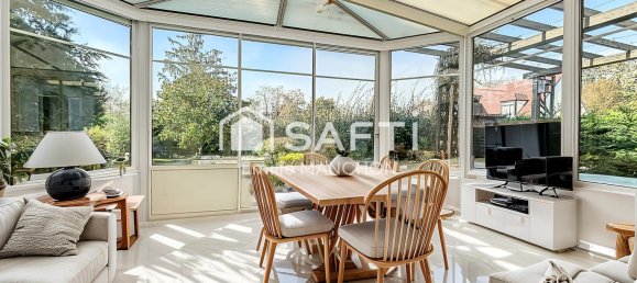 5 bedrooms Castles in Chantilly, France No. 209243 3